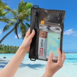 Nite Ize RUNOFF WATERPROOF TRAVEL POUCH - Packbeutel 28 Nite Ize RUNOFF WATERPROOF TRAVEL POUCH - Packbeutel -Camping Im Freien 5637838755 l runoff waterproof travel pouch nite ize 24