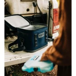 Yeti Coolers HOPPER FLIP 12 SOFT COOLER - Kühltasche 18 Yeti Coolers HOPPER FLIP 12 SOFT COOLER - Kühltasche -Camping Im Freien 5638039364 h hopper flip 12 soft cooler yeti coolers 24